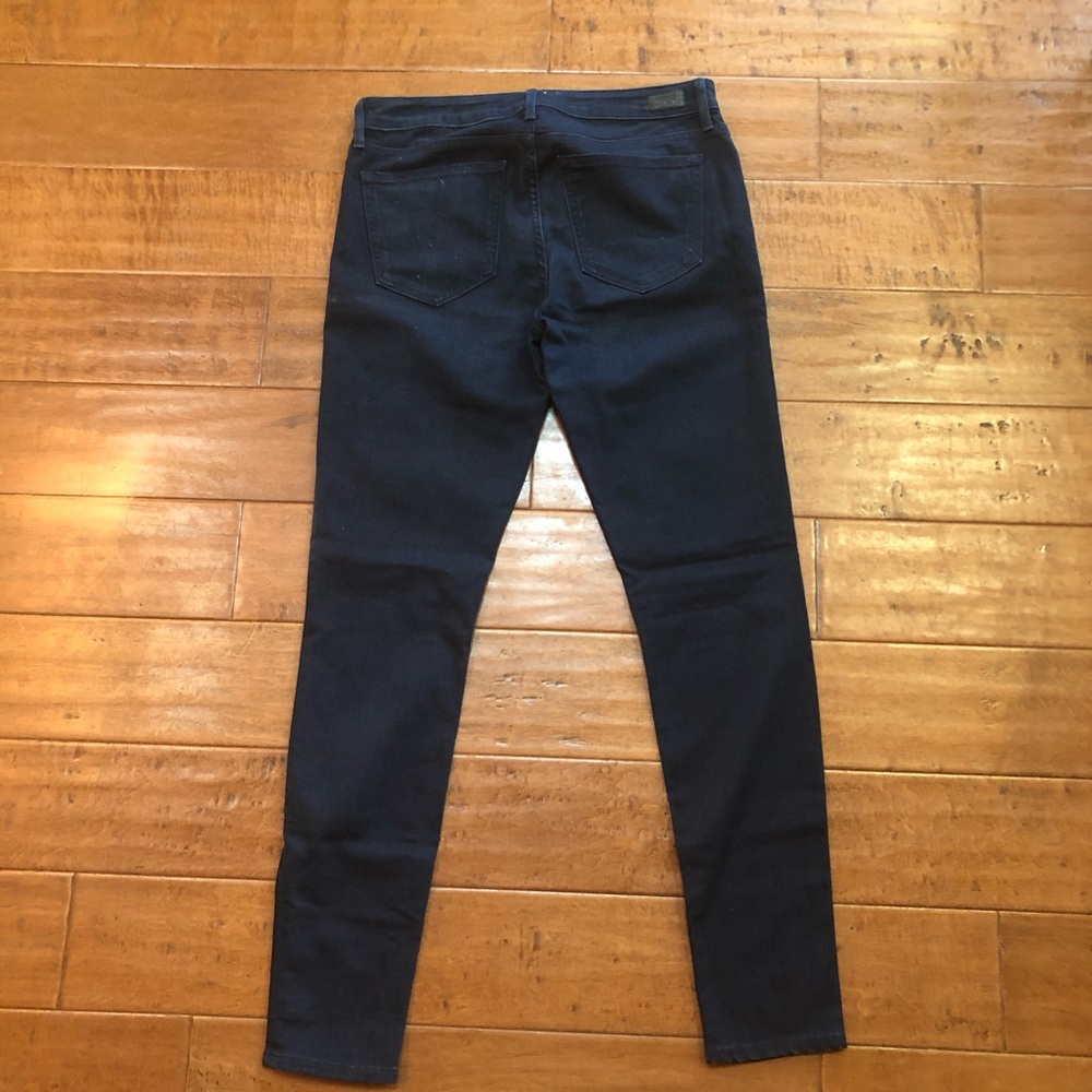 Midrise dark wash skinny jean from Joie